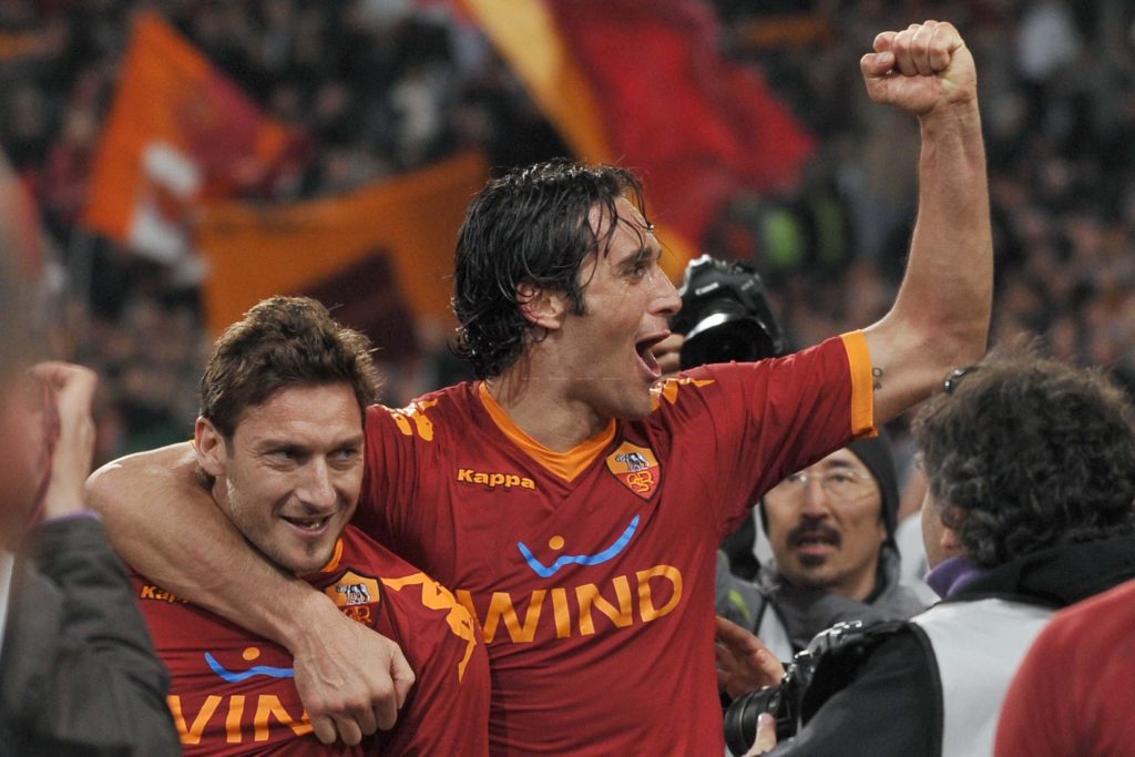 TOTTI TONI Roma Inter 27.3.2010 1 red