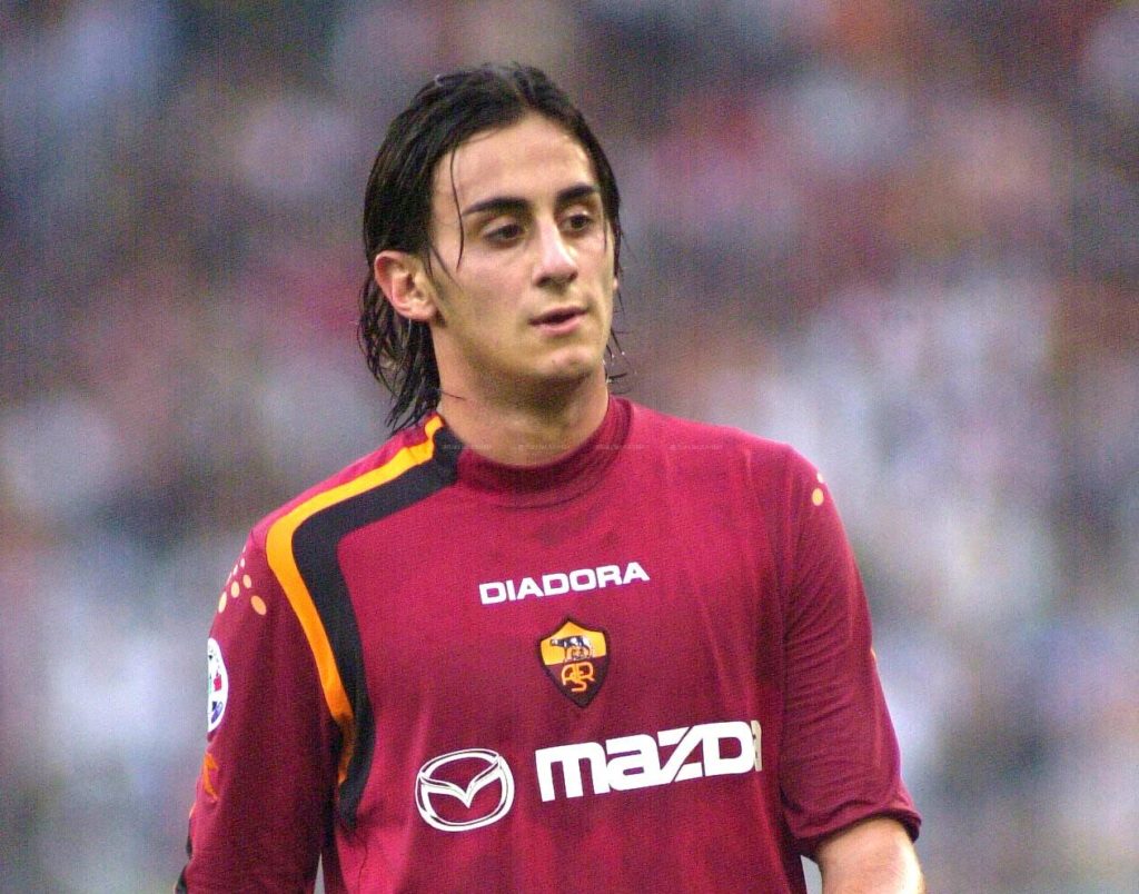 Aquilani: "Gasperini l'uomo giusto. L'accoppiata con Ranieri è una garanzia" 1 AQUILANI Roma Cagliari 31.10.2004 6 red