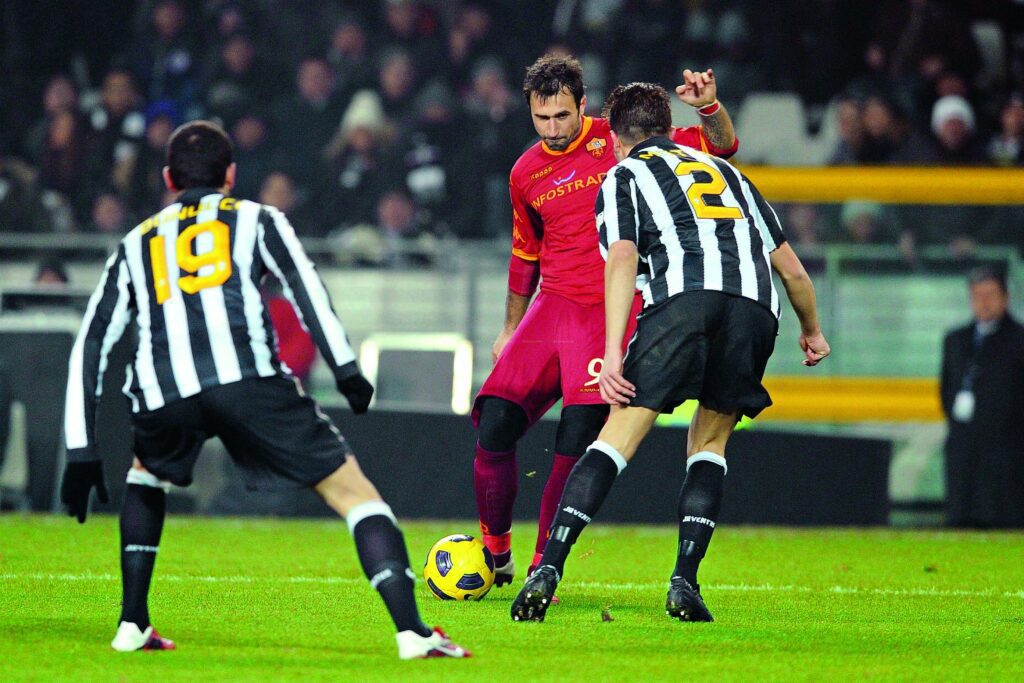 VUCINIC GOL